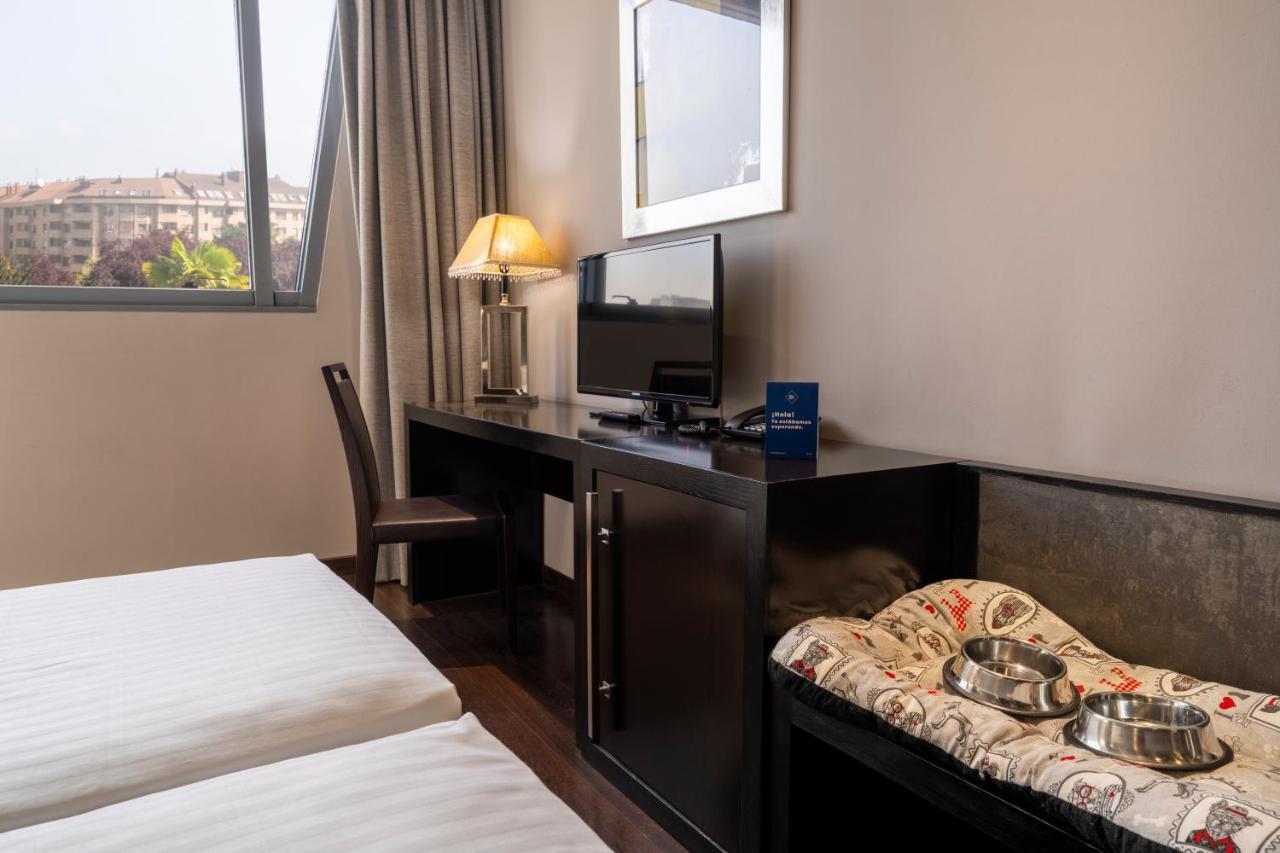 Iberik Santo Domingo Plaza Hotel โอเบียโด ภายนอก รูปภาพ