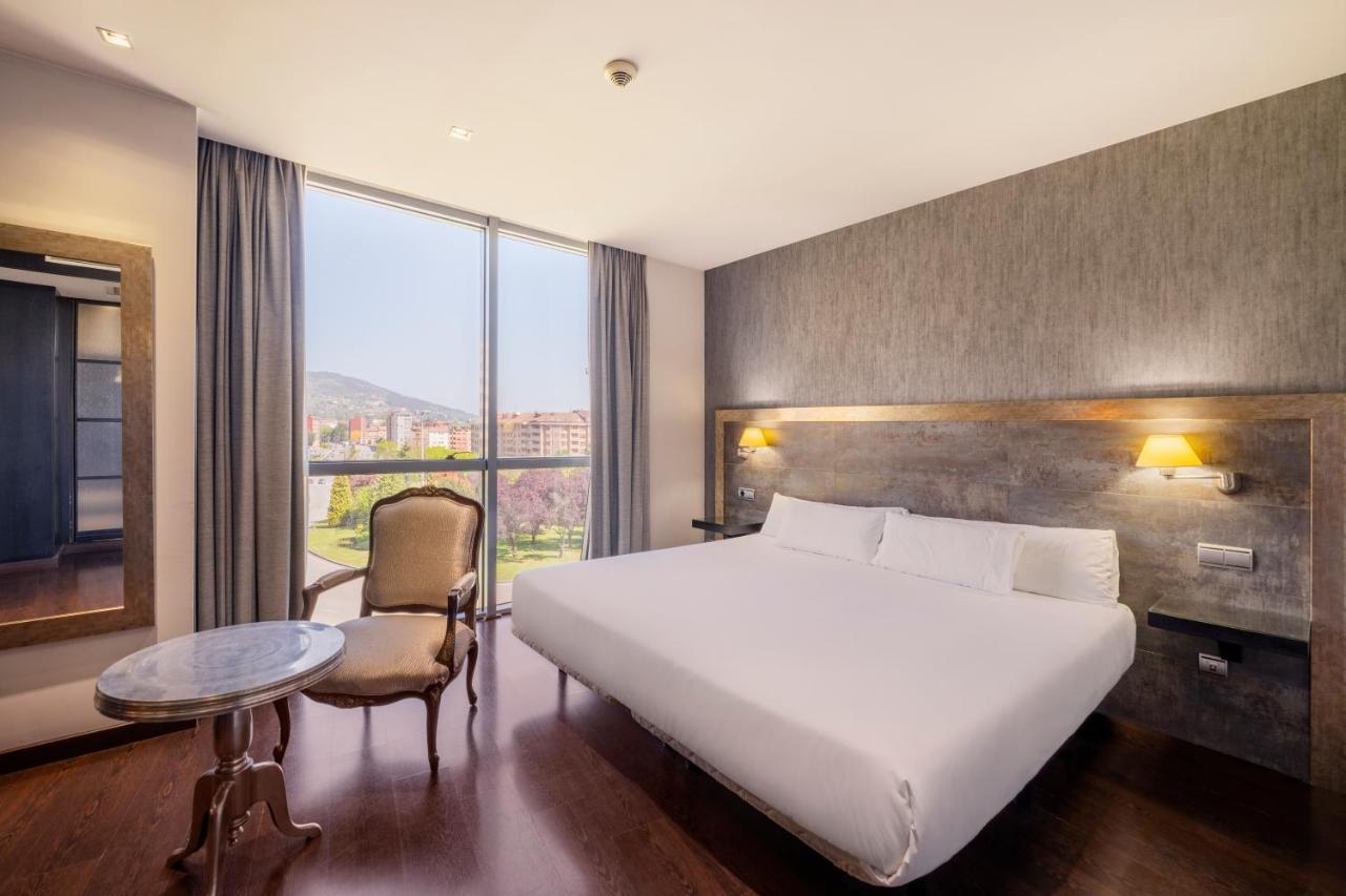 Iberik Santo Domingo Plaza Hotel โอเบียโด ภายนอก รูปภาพ