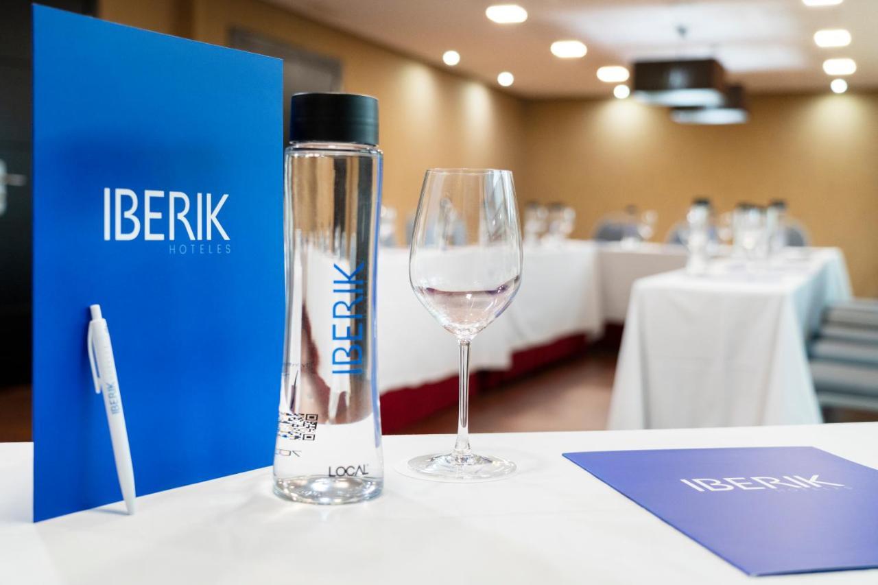 Iberik Santo Domingo Plaza Hotel โอเบียโด ภายนอก รูปภาพ